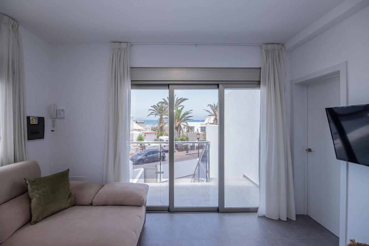 Apartment Holiday 2 Beachfront Corralejo By Holidays Home Luaran gambar